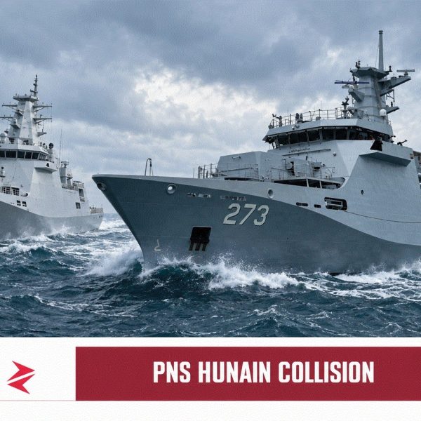 PNS Hunain sailing alongside an Indian naval warship before the disputed North Arabian Sea collision